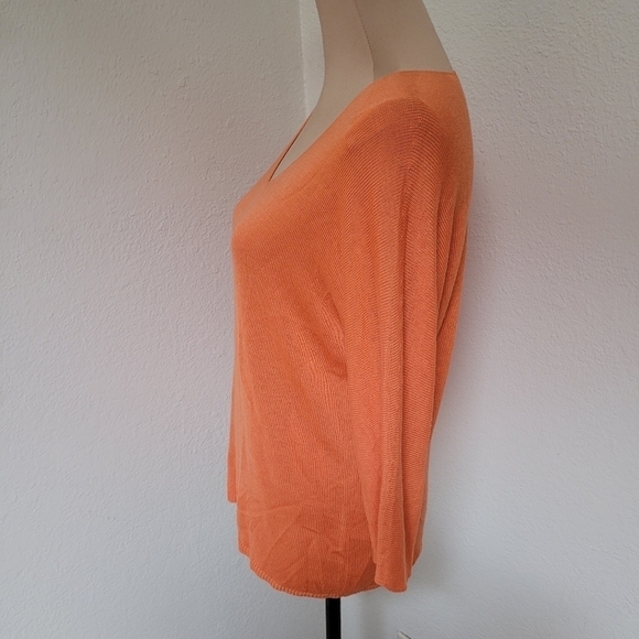 Philosophy Orange Light Weight Sweater - Picture 5 of 6